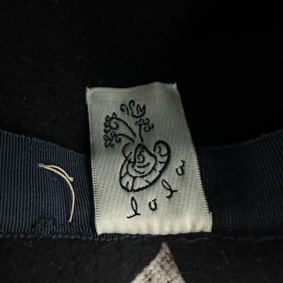 Lola Hats Black Felt Fedora With Brown Velvet Ribbon - Picture 6 of 8